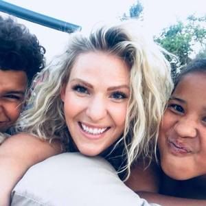 Meet your Posher, Abigail